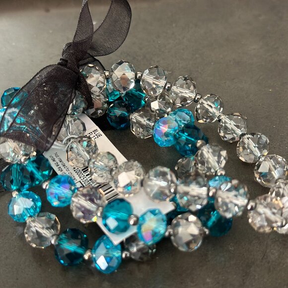 Charming Charlie 3 Piece Beaded Elastic Bracelet Set - Blue & Clear NWT!! - Picture 3 of 3